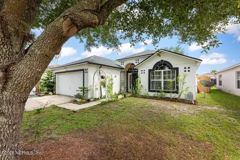 9744 Watershed Ct, Jacksonville, FL 32220