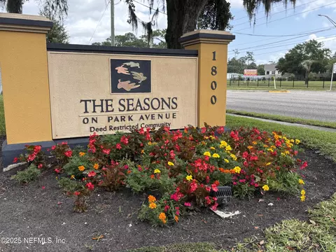 1800 Park Ave #101, Orange Park, FL 32073