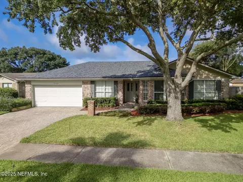 9132 Mornington Dr, Jacksonville, FL 32257