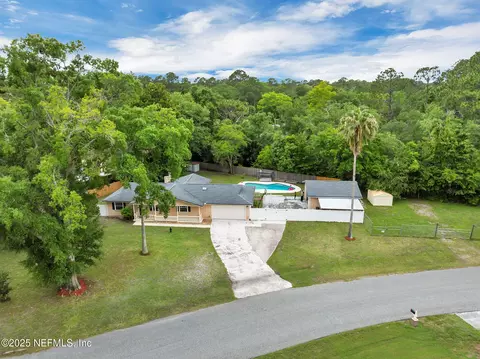 306 Lake Marietta Dr W, Jacksonville, FL 32220