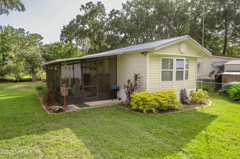 113 Retreat Ln, Palatka, FL 32177