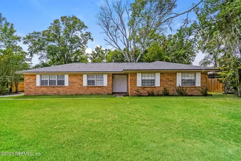 635 Custer Cir, Orange Park, FL 32073