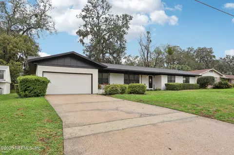 5403 Whitney St, Jacksonville, FL 32277