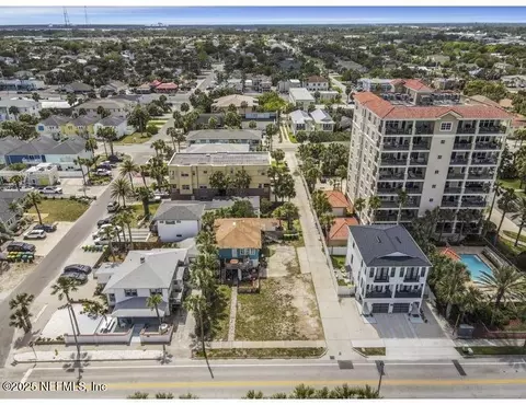 520 1st St S, Jacksonville Beach, FL 32250
