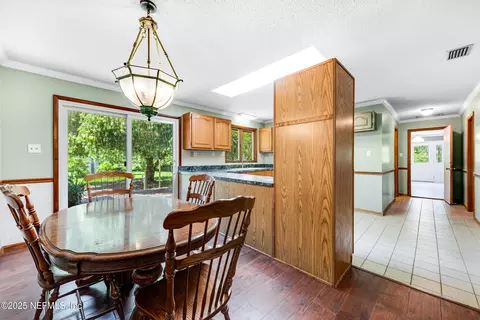 Dining - 8205 Cr 208, Saint Augustine, FL 32092 photo 1 of 1