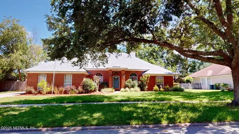 2645 Stonegate Dr, Jacksonville, FL 32223