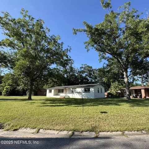 6325 Autlan Dr, Jacksonville, FL 32210