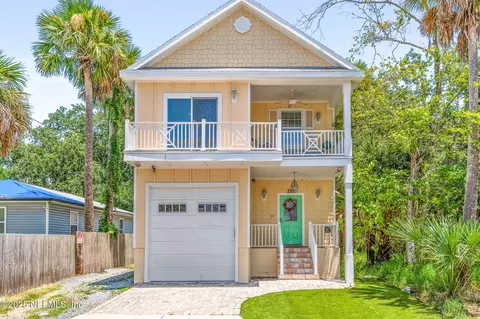 239 Riberia St, Saint Augustine, FL 32084