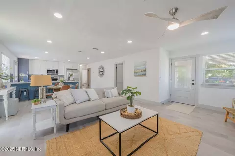 407 Lower 8th Ave S, Jacksonville Beach, FL 32250