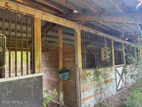 8845 Reid Packing House Rd, Hastings, FL 32145
