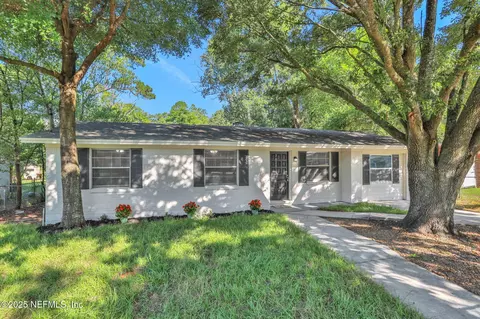 3822 Packard Dr, Jacksonville, FL 32246
