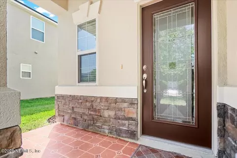 529 Deercroft Ln, Orange Park, FL 32065