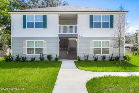 5677 George Ct, Jacksonville, FL 32277