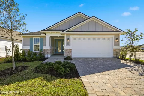 828 Oaklawn Ct, Saint Augustine, FL 32092