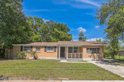 7622 John F Kennedy Dr E, Jacksonville, FL 32219