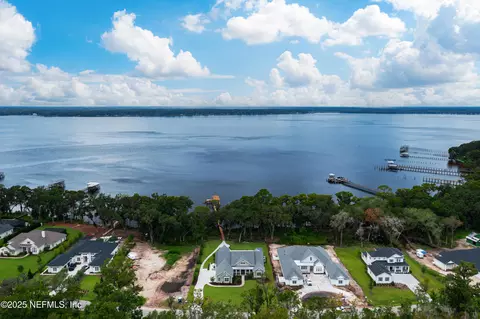 330 Hallowes Cv, Saint Johns, FL 32259