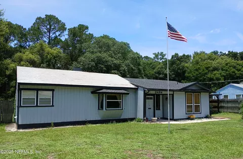 2484 Peach Dr, Jacksonville, FL 32246