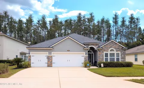 520 Grampian Highlands Dr, Saint Johns, FL 32259