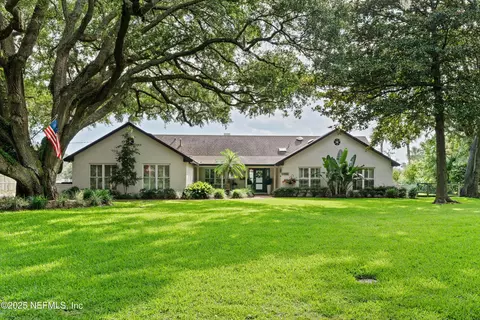 1786 Selva Marina Dr, Atlantic Beach, FL 32233