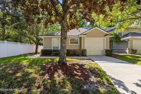 905 Country Bridge Rd #1, Saint Johns, FL 32259