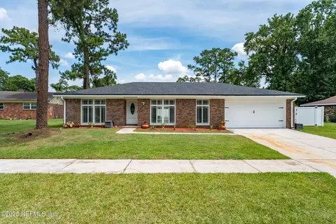 5120 Edgeware Ct, Jacksonville, FL 32217