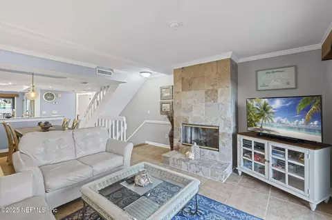 Living - 890 A1a Beach Blvd #39, Saint Augustine, FL 32080 photo 4 of 5