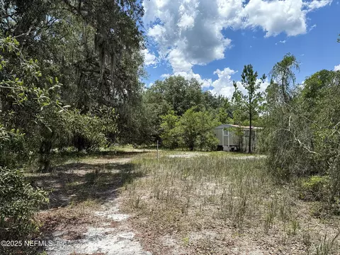 114 Douglas Ave, Palatka, FL 32177