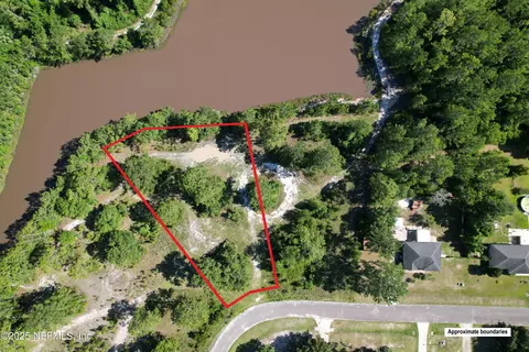 131 Blackjack Cir, Hollister, FL 32147