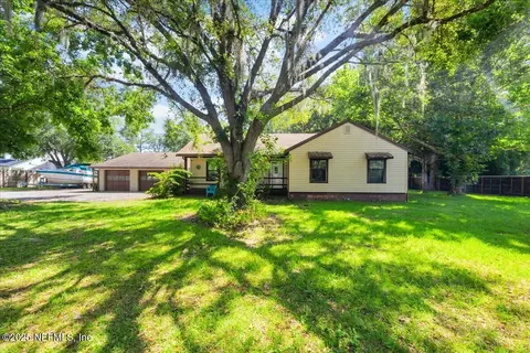 1331 Sheffield Rd, Saint Johns, FL 32259