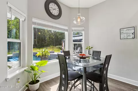 Dining - 75652 Edwards Rd, Yulee, FL 32097 photo 2 of 2