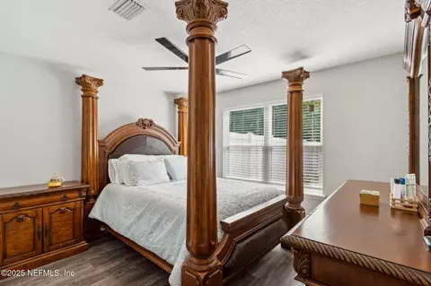 Bedroom - 75652 Edwards Rd, Yulee, FL 32097 photo 2 of 4