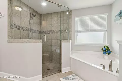 Bath - 75652 Edwards Rd, Yulee, FL 32097 photo 2 of 3