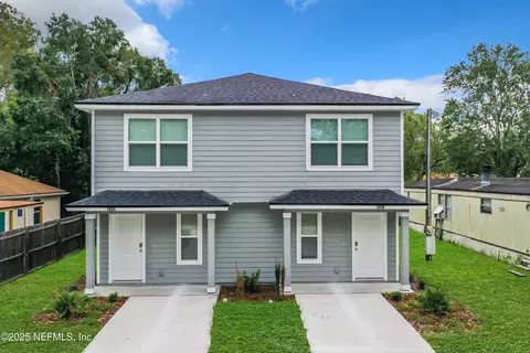 1231 Pangola Dr, Jacksonville, FL 32205