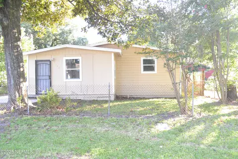 3042 Lucoma Dr, Jacksonville, FL 32254