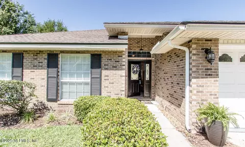 2002 Knottingham Trace Ln, Jacksonville, FL 32246