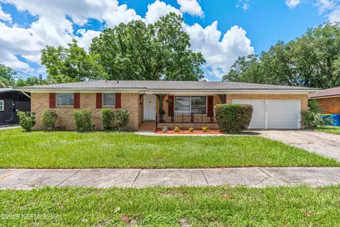 8348 Sanlando Ave, Jacksonville, FL 32211