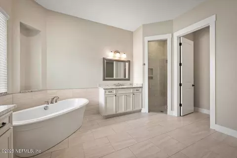 Bath - 305 Seahill Dr, Saint Augustine, FL 32092 photo 3 of 6