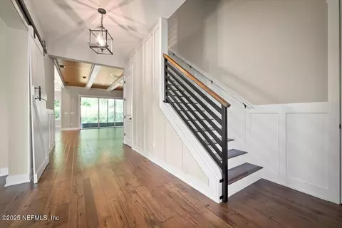 Entry Way - 305 Seahill Dr, Saint Augustine, FL 32092 photo 1 of 4