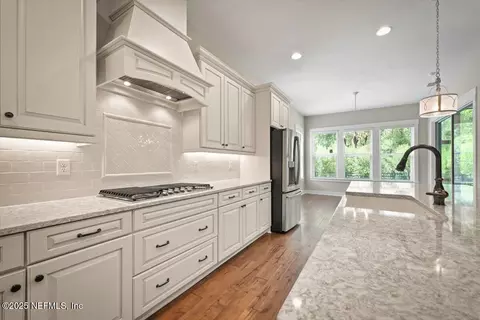 Kitchen - 305 Seahill Dr, Saint Augustine, FL 32092 photo 3 of 4