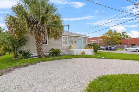 2904 Bethel Ct, Jacksonville, FL 32207