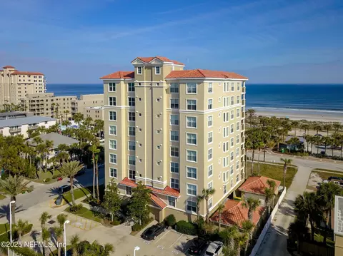 112 5th Ave S #402, Jacksonville Beach, FL 32250