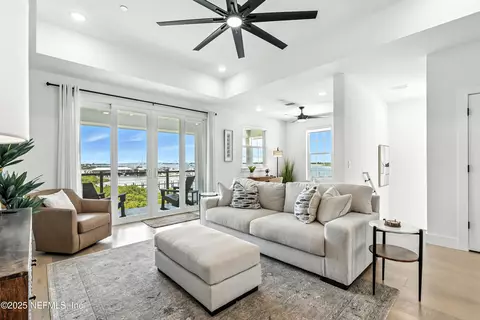 Living - 47 Cortez Ave, Saint Augustine, FL 32080 photo 1 of 2