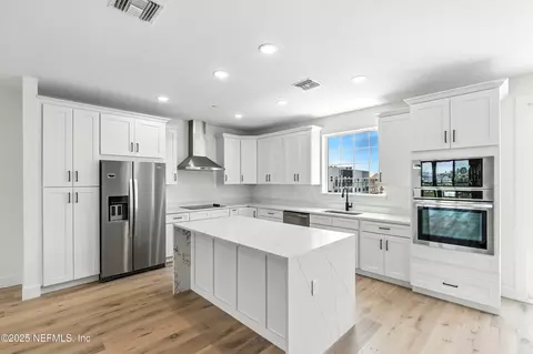 Kitchen - 45 Cortez Ave, Saint Augustine, FL 32080 photo 2 of 4