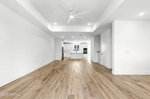 Living - 43 Cortez Ave, Saint Augustine, FL 32080 photo 5 of 7