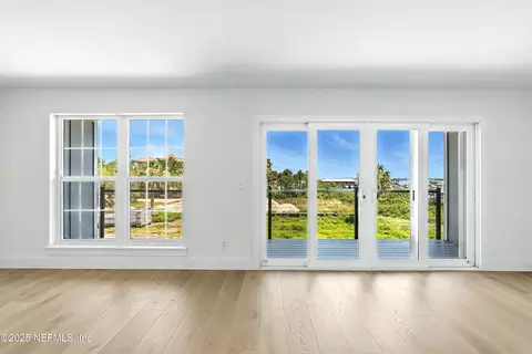Living - 43 Cortez Ave, Saint Augustine, FL 32080 photo 6 of 7