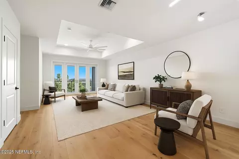 Living - 41 Cortez Ave, Saint Augustine, FL 32080 photo 2 of 8