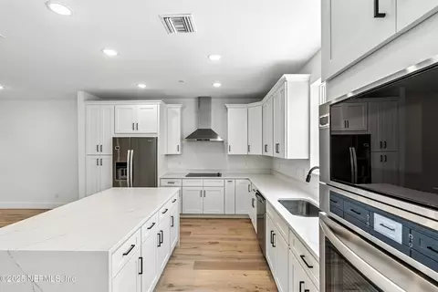Kitchen - 35 Cortez Ave, Saint Augustine, FL 32080 photo 3 of 3