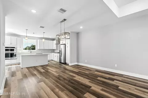Living - 15 Comares Ave, Saint Augustine, FL 32080 photo 6 of 8
