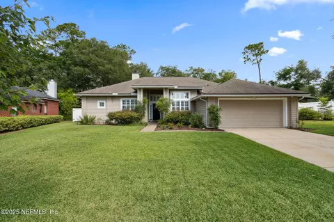 1925 Wages Way, Jacksonville, FL 32218