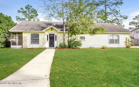71 Naugatuck Dr, Jacksonville, FL 32225